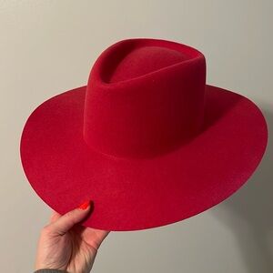 Magenta Gigi Pip hat